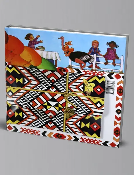 فلیکس در میان بچه های دنیا